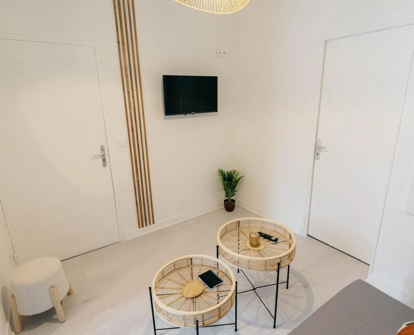 Apartamento Verdant Oasis - Proche Du Centre - Wifi Gratuit - Parking A Proximite Lourdes
